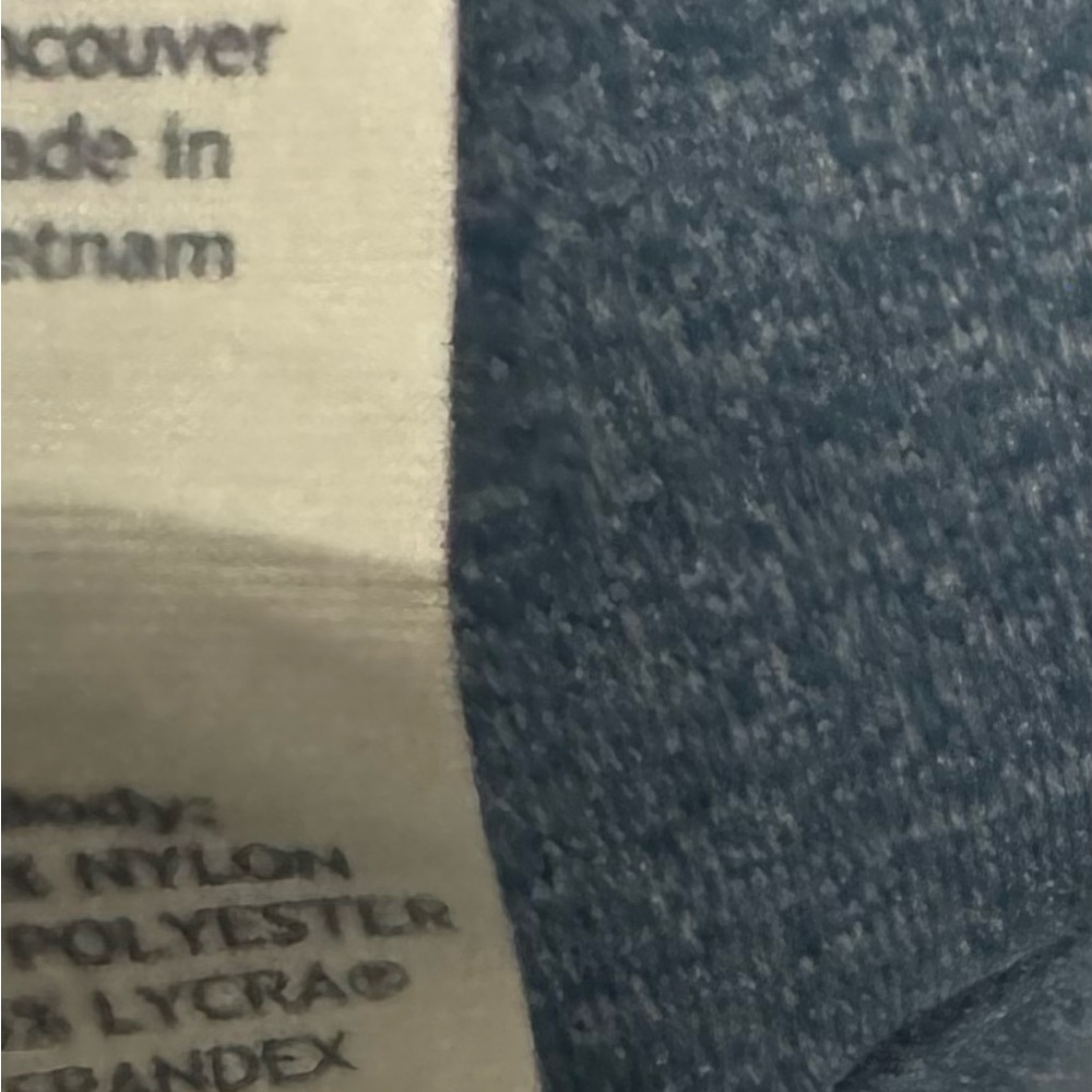 Lululemon Capri Leggings NWT SZ 4 - Picture 3 of 3